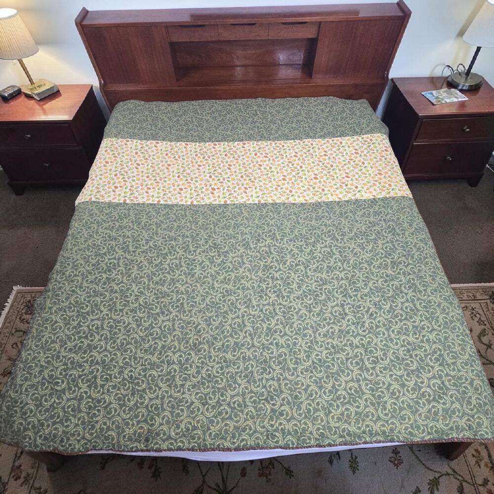 Vintage Reversible Sampler Quilt Handmade Patchwork Coverlet 82x82" Cutter READ - Picture 4 of 16